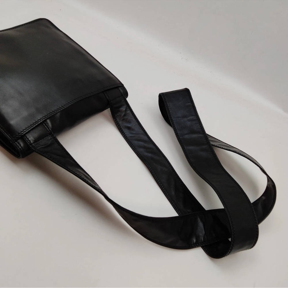 CHANEL LOGO LEATHER MINI CROSSBODY SHOULDER BAG - Picture 7 of 12